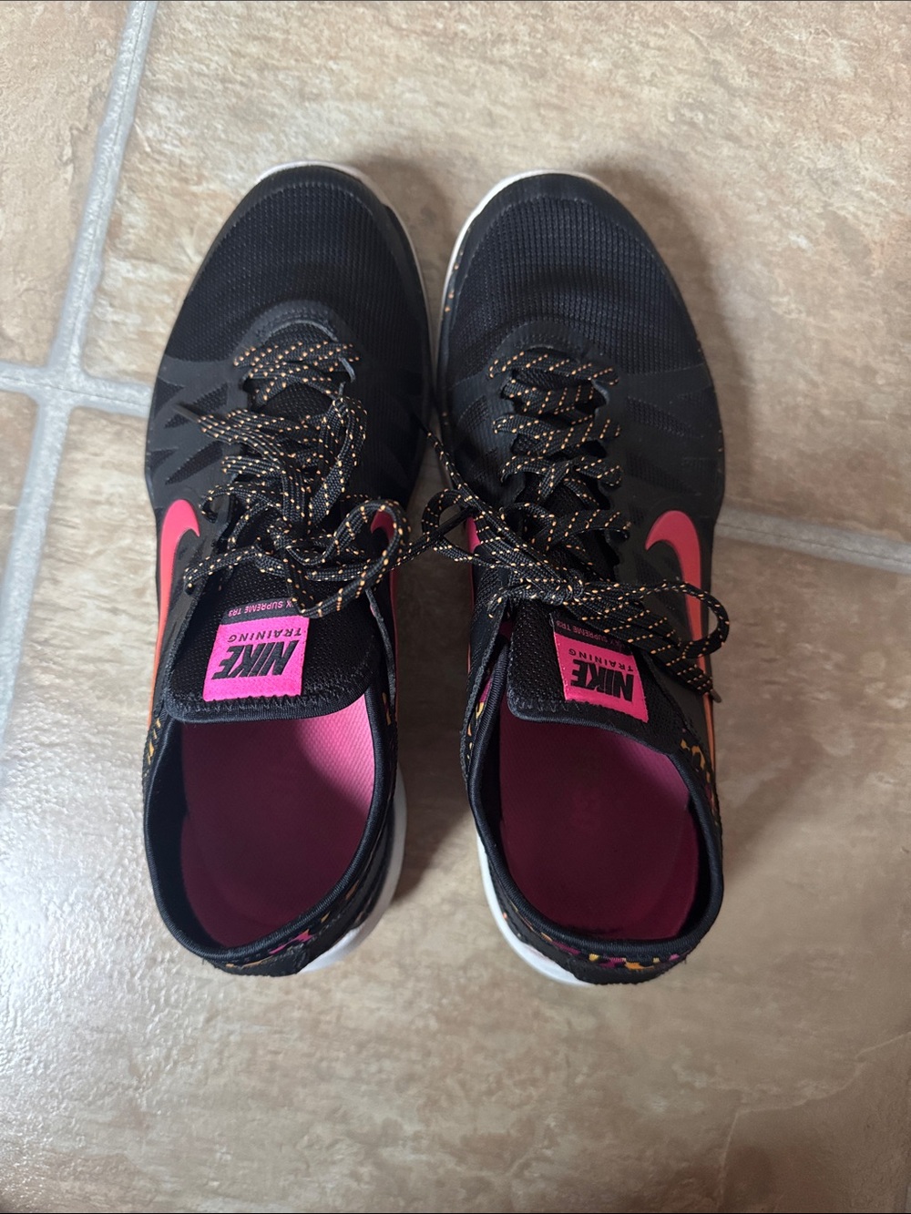 Nike Women’s 2016 Flex Supreme TR3 Running Sneakers Size 10